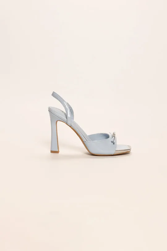 CAMARA SLINGBACK PEEP TOE PUMP