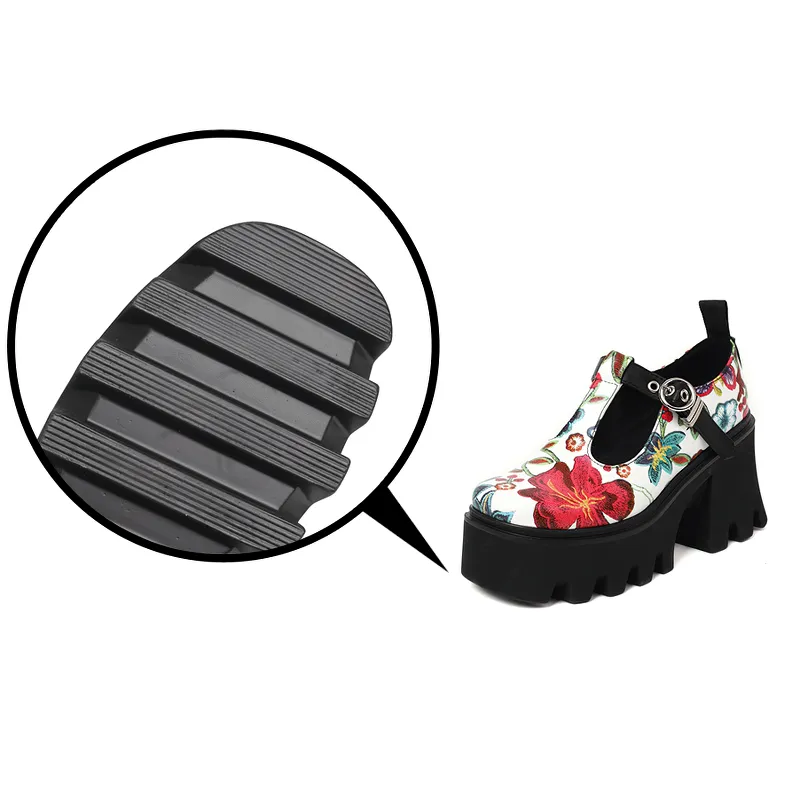 Women's PU Leather Pumps / Alternative Style Mixed Color Platform Shoes with Flower Print