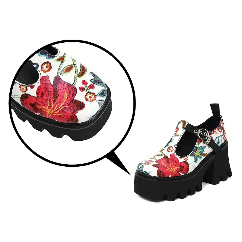 Women's PU Leather Pumps / Alternative Style Mixed Color Platform Shoes with Flower Print